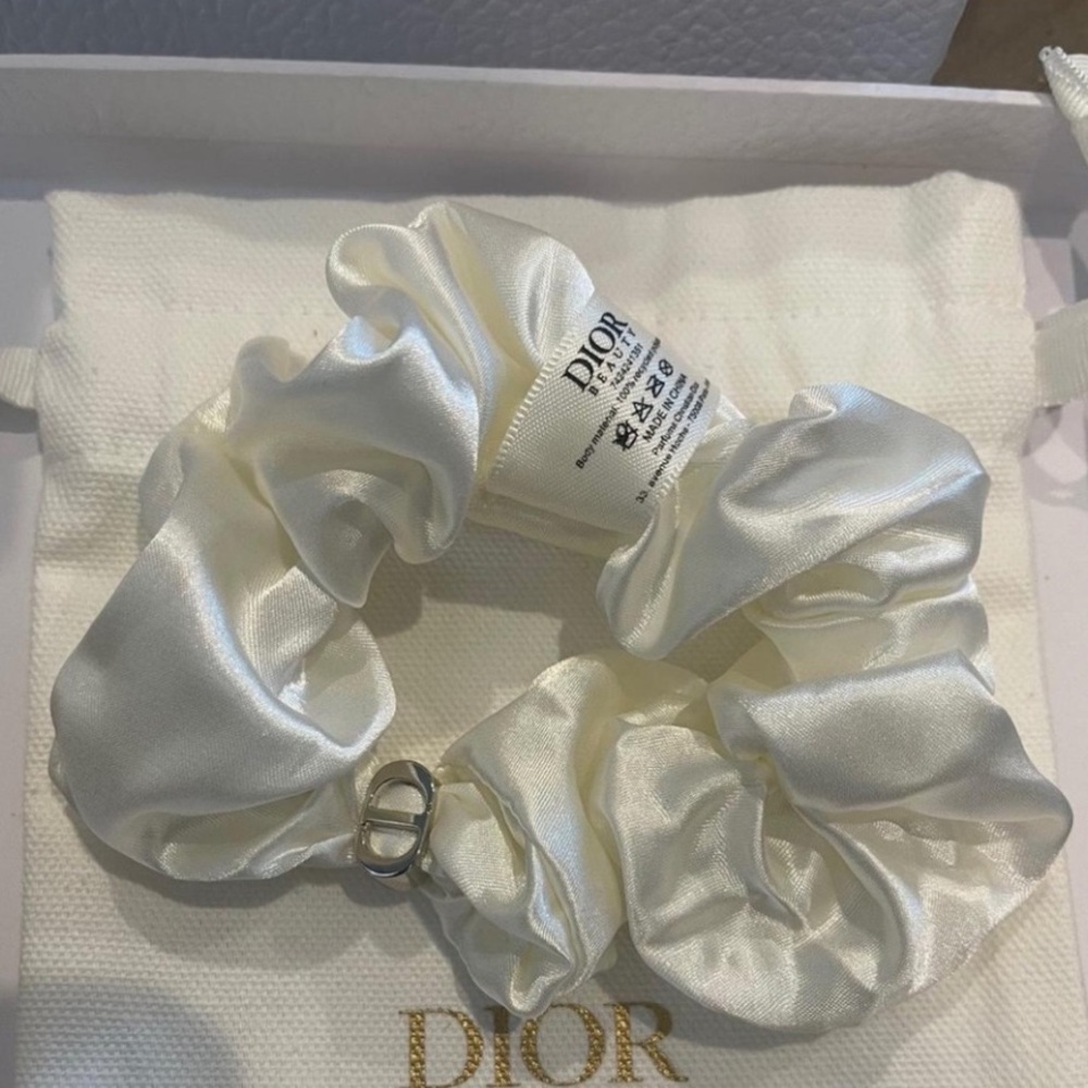 Dior Beauty CD Scrunchie NEW!!